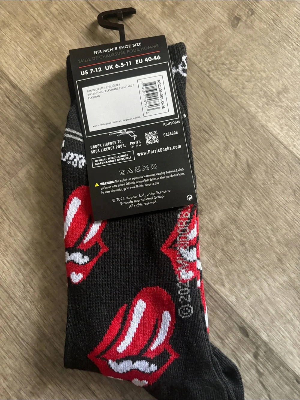 The Rolling Stones Black Socks with Red Tongue Logo Pattern